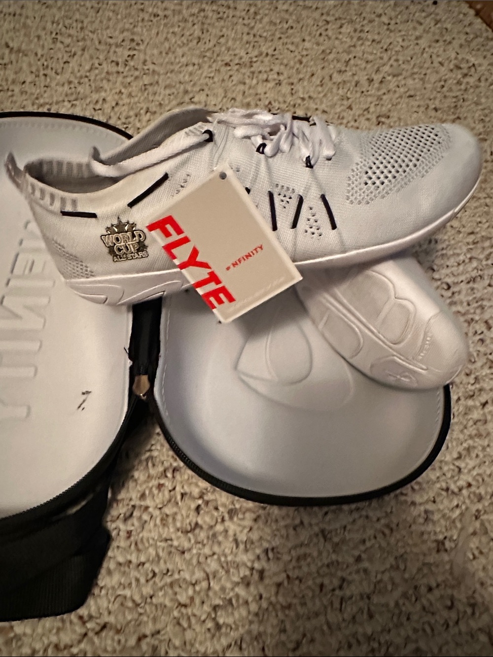 NFINITY Men's White Knit Flyte Cheer World Cup All Stars 9
